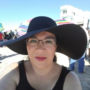 Meet your Posher, Emma l